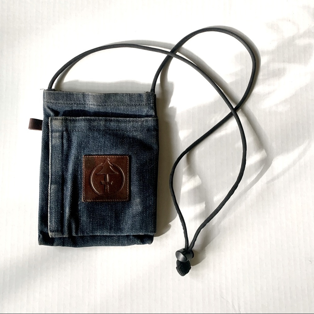 Treefort 🌲 Lifestyles Travelers Trunk